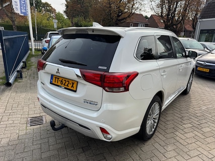Mitsubishi-Outlander