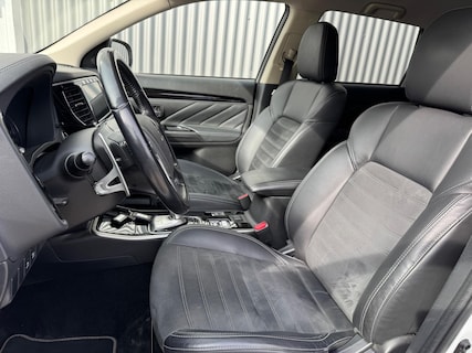 Mitsubishi-Outlander