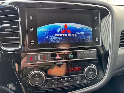 Mitsubishi-Outlander