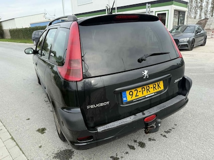 Peugeot-206