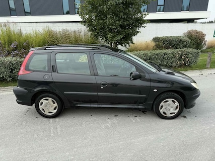 Peugeot-206