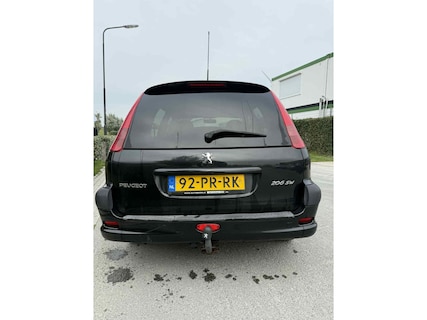 Peugeot-206