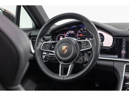 Porsche-Panamera