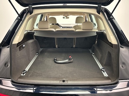 Audi-Q7