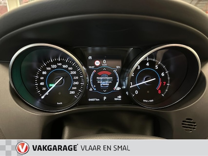Jaguar-F-Pace