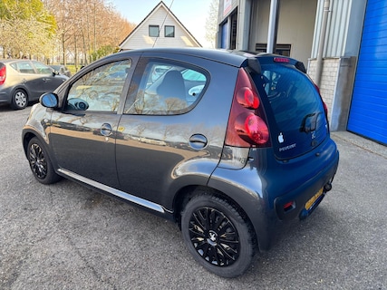 Peugeot-107