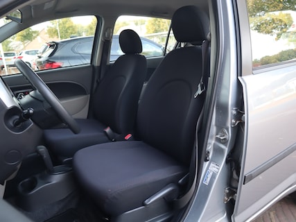 Daihatsu-Sirion