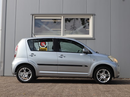 Daihatsu-Sirion