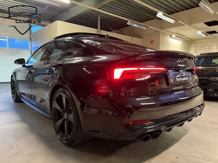 Audi-S5
