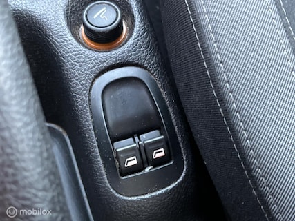 Peugeot-206
