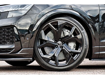 Audi-RS Q8