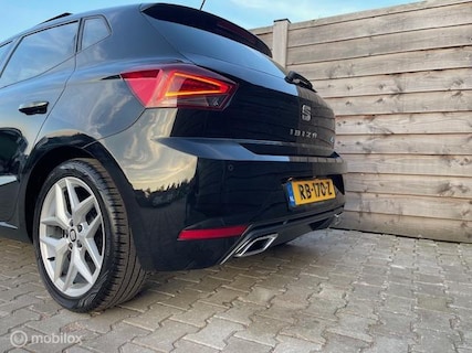 SEAT-Ibiza