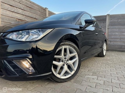 SEAT-Ibiza