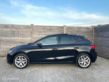 SEAT-Ibiza