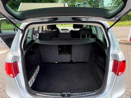 SEAT-Altea XL
