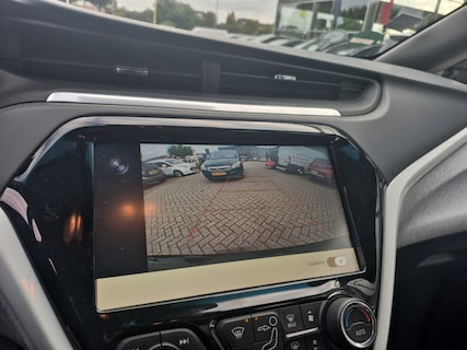 Opel-Ampera-e