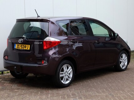 Toyota-Verso-S
