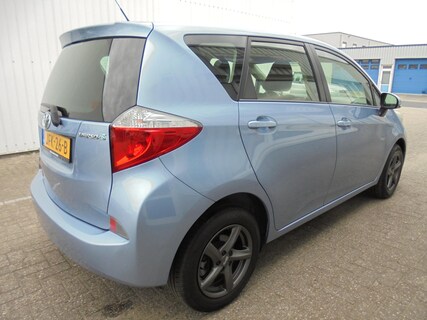 Toyota-Verso-S