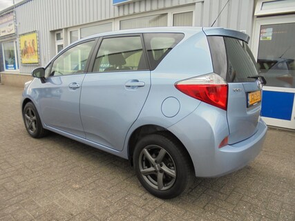 Toyota-Verso-S