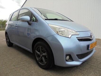 Toyota-Verso-S