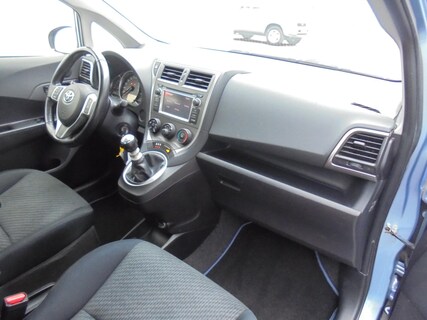 Toyota-Verso-S