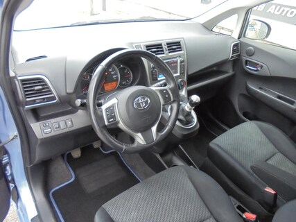 Toyota-Verso-S