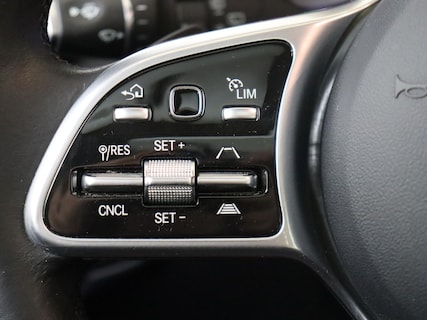 Mercedes-Benz-GLC