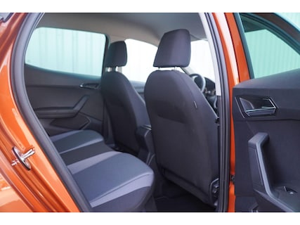 SEAT-Arona