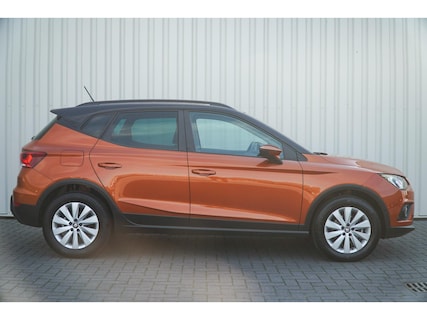 SEAT-Arona