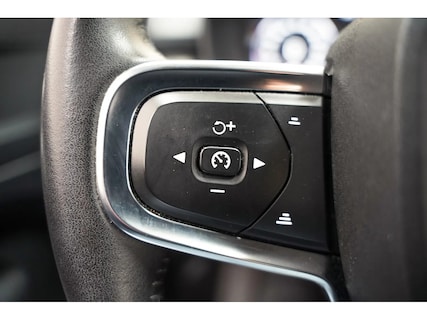 Volvo-XC40