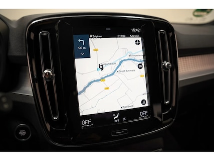 Volvo-XC40