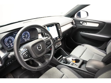Volvo-XC40
