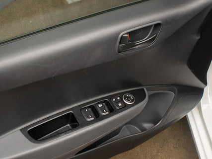 Hyundai-i10