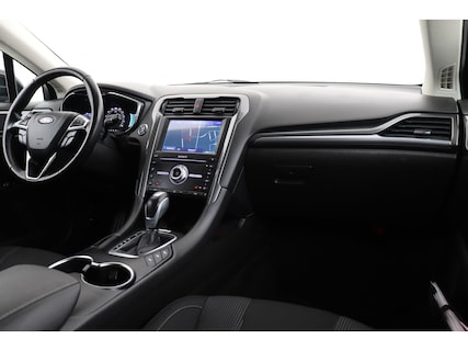 Ford-Mondeo