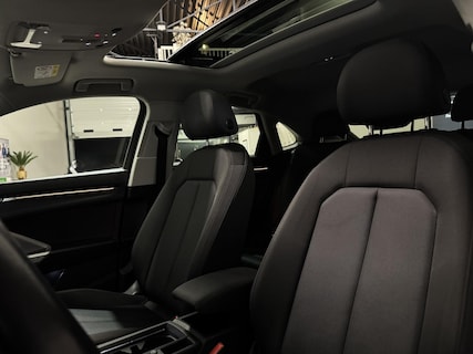 Audi-Q3 Sportback