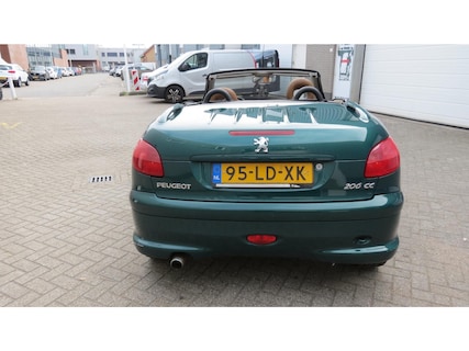 Peugeot-206
