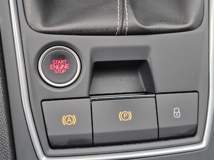 SEAT-Leon