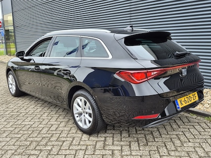 SEAT-Leon