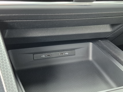 SEAT-Leon
