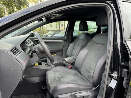SEAT-Ibiza
