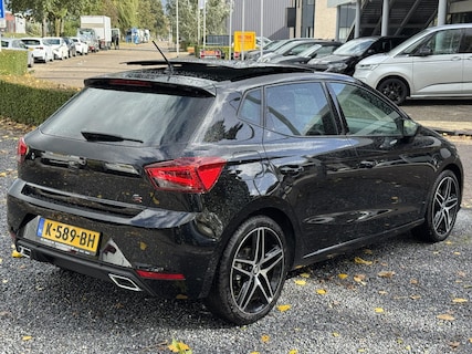 SEAT-Ibiza