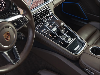 Porsche-Panamera