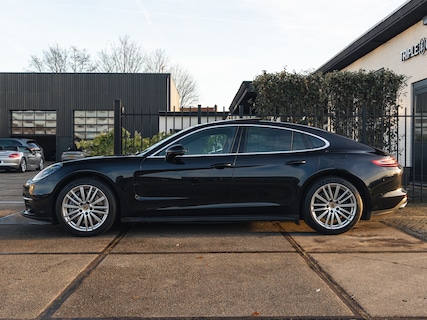 Porsche-Panamera