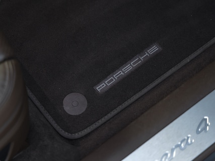 Porsche-Panamera