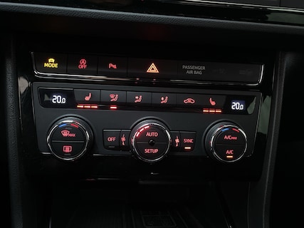 SEAT-Leon