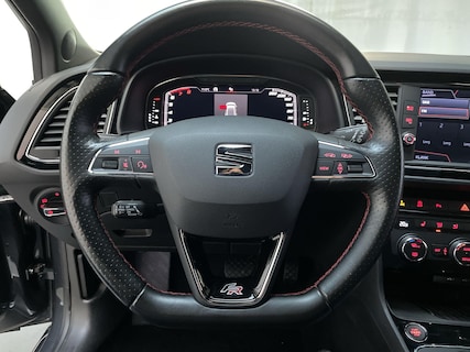 SEAT-Leon