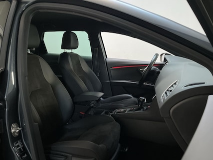 SEAT-Leon