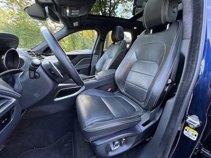 Jaguar-F-Pace