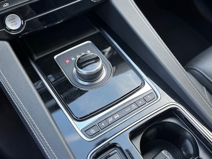 Jaguar-F-Pace