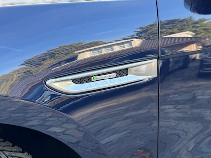 Jaguar-F-Pace